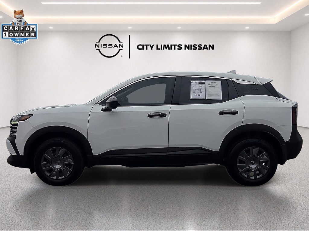 Used 2025 Nissan Kicks S FWD image 3
