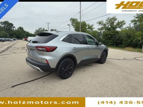 Used 2023 Ford Escape Active image 9