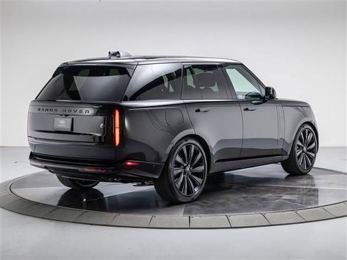New 2026 Land Rover Range Rover SV AWD/4WD image 5