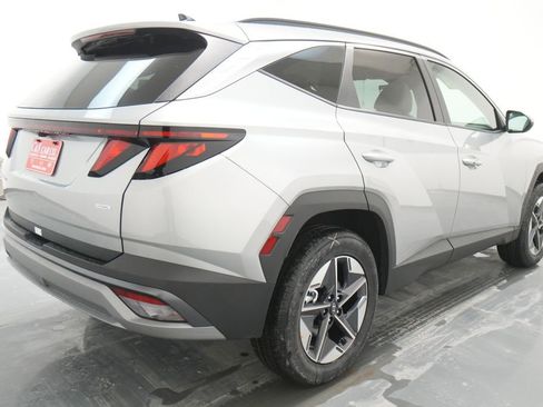 New 2026 Hyundai Tucson SEL image 9