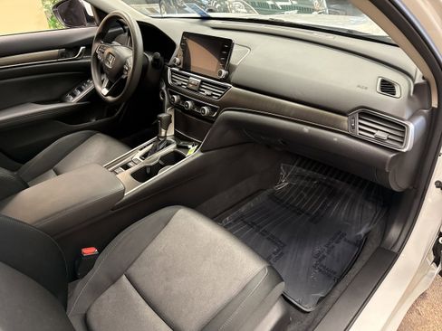 Used 2021 Honda Accord LX image 17