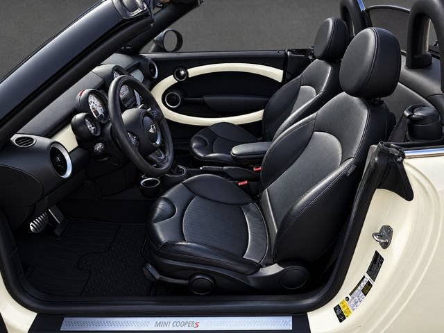 Used 2013 MINI Cooper Roadster S FWD image 6