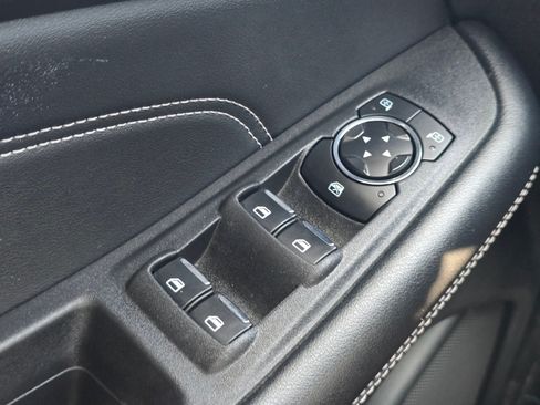 Used 2023 Ford Edge Titanium AWD/4WD image 22