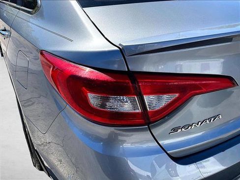 Used 2017 Hyundai Sonata Sport w/ Value Edition Package 02 image 29