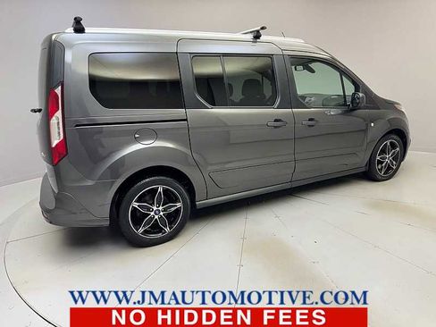 Used 2017 Ford Transit Connect XLT image 5