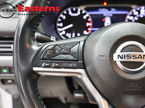 Used 2022 Nissan Sentra SV FWD image 15