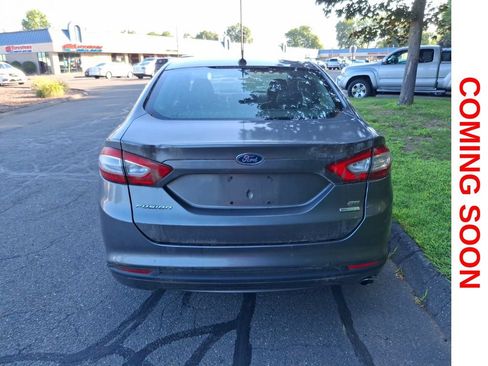 Used 2014 Ford Fusion SE w/ Equipment Group 202A FWD image 7