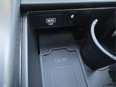 Used 2024 Hyundai Palisade Calligraphy image 21