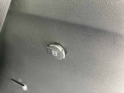 New 2026 Chrysler Pacifica Select FWD image 34