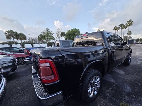 Used 2019 RAM 1500 Limited AWD/4WD image 5