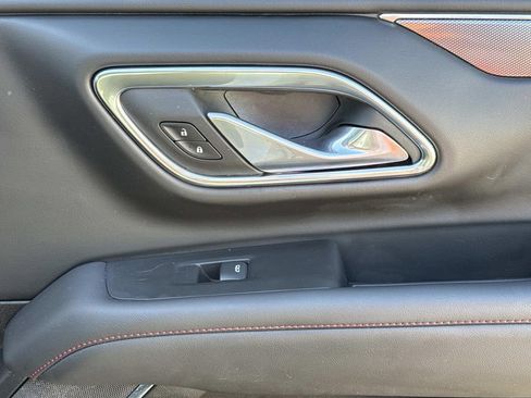 Used 2024 Chevrolet Suburban RST w/ Sport Performance Package image 17