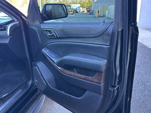 Used 2016 Chevrolet Tahoe LT image 12