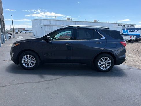Used 2019 Chevrolet Equinox LT w/ Sun & Navigation Package AWD/4WD image 6