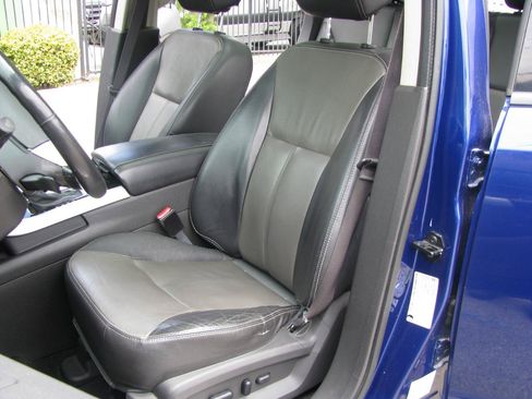 Used 2013 Ford Edge Sport w/ Driver Entry Pkg FWD image 13
