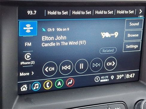 Used 2023 GMC Acadia SLT image 14