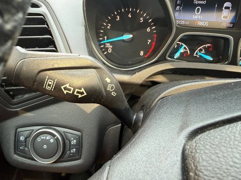 Used 2019 Ford Escape SEL AWD/4WD image 23