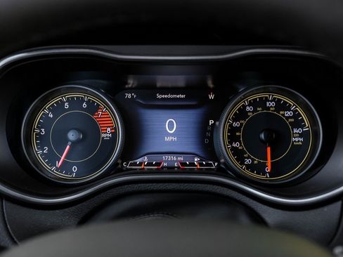 Used 2022 Jeep Cherokee Latitude Lux image 28