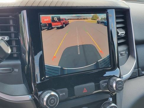 New 2026 RAM 2500 Big Horn AWD/4WD image 17