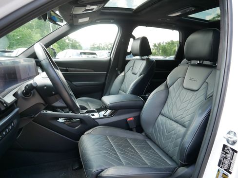 Certified 2025 Kia Telluride SX Prestige X-Line AWD/4WD image 34