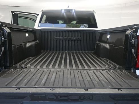 Used 2024 Toyota Tacoma TRD Off-Road AWD/4WD image 19