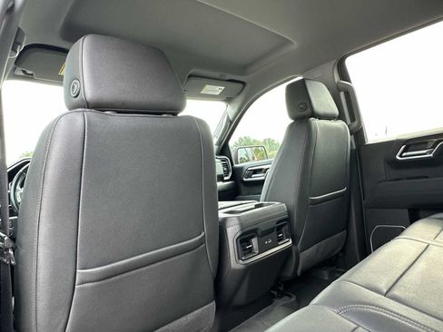 Certified 2022 Chevrolet Silverado 1500 LT Trail Boss w/ LT Trail Boss Premium Package AWD/4WD image 19
