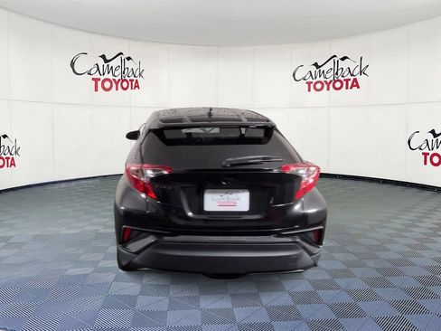 Used 2020 Toyota C-HR LE FWD image 9