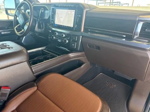 Used 2024 Ford F250 King Ranch w/ FX4 Off-Road Package AWD/4WD image 13