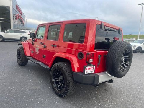 Used 2014 Jeep Wrangler Unlimited Sahara w/ Connectivity Group AWD/4WD image 4