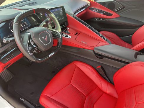 Used 2023 Chevrolet Corvette Z06 w/ Z07 Performance Package RWD image 16