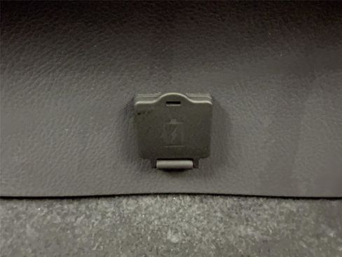 Certified 2022 Toyota Camry XLE image 35