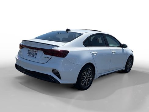 Used 2024 Kia Forte GT-Line w/ GT-Line Premium Package FWD image 5