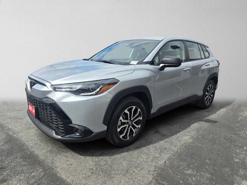 Used 2025 Toyota Corolla Cross AWD Hybrid image 7