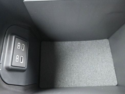 New 2025 Toyota RAV4 XLE Premium w/ Weather Package image 38