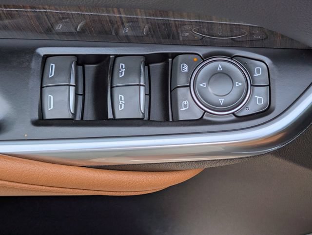 Used 2023 Cadillac XT4 Sport FWD image 17