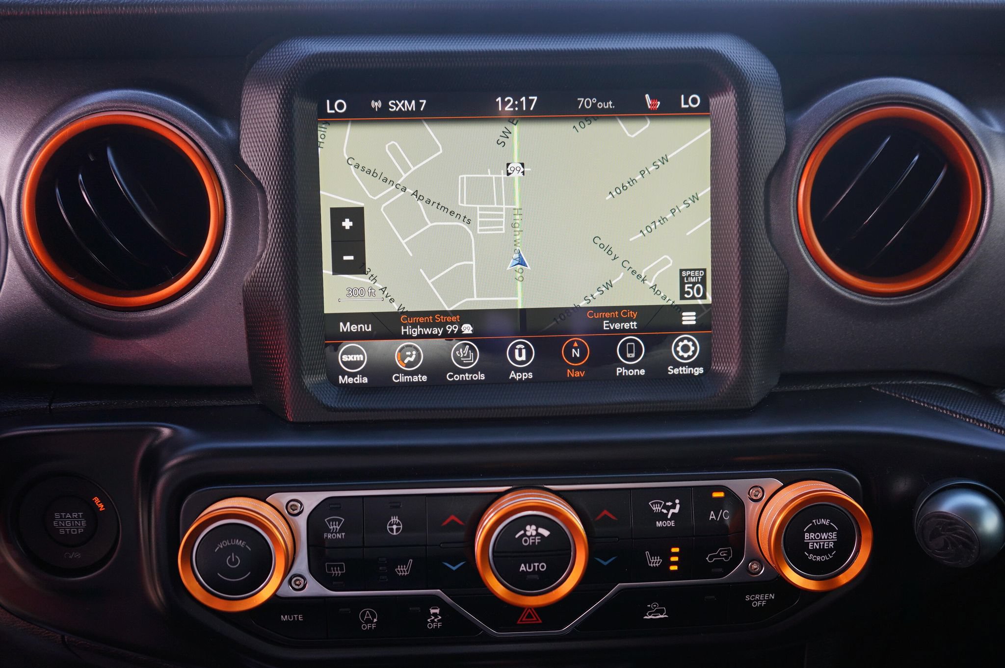 Used 2022 Jeep Gladiator Mojave w/ LED Lighting Group AWD/4WD image 19