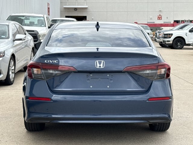 Used 2025 Honda Civic LX image 5