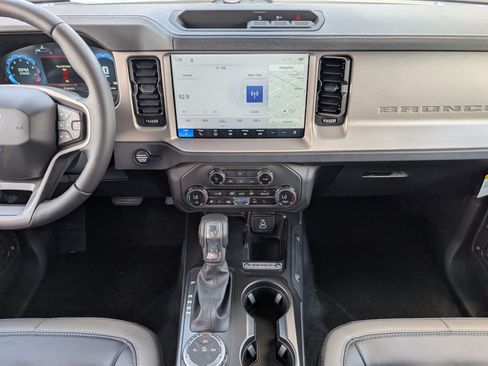New 2026 Ford Bronco Outer Banks AWD/4WD image 7
