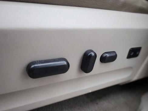 Used 2014 Ford Expedition EL Limited w/ Equipment Group 301A image 18