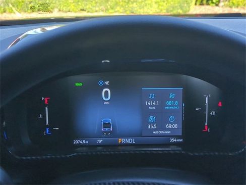 Certified 2025 Ford Maverick XL image 25