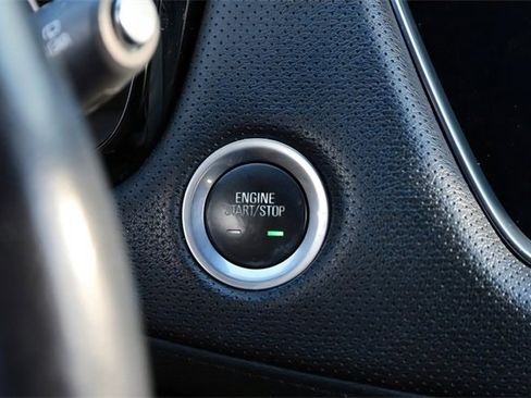 Used 2018 Cadillac XT5 Luxury w/ Driver Awareness Package image 26