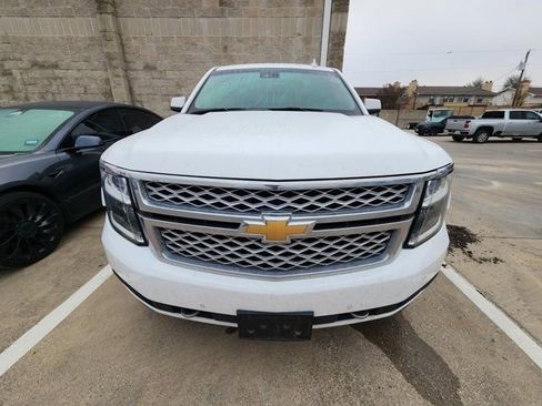 Used 2017 Chevrolet Tahoe LT w/ LT Signature Package image 2