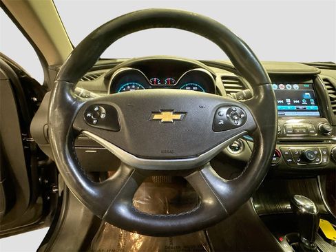 Used 2019 Chevrolet Impala Premier image 12