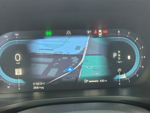 Certified 2025 Volvo V60 B5 Cross Country Plus image 13