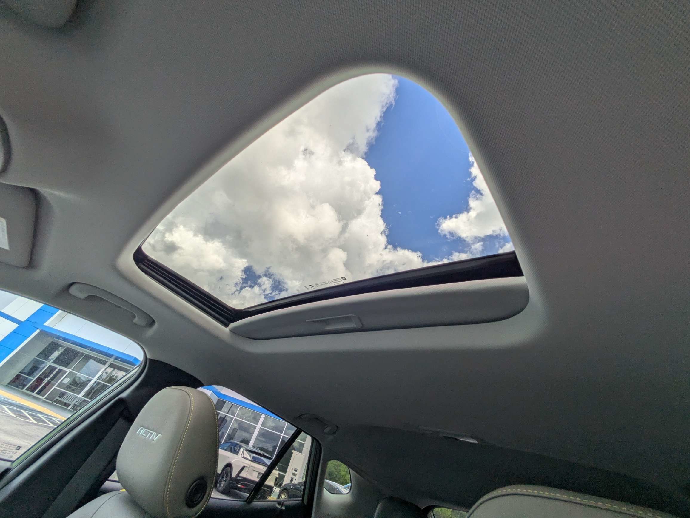 New 2026 Chevrolet Trax ACTIV w/ Sunroof Package FWD image 12