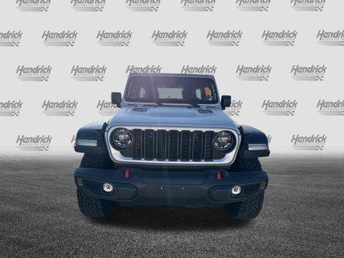 Used 2024 Jeep Wrangler Unlimited Rubicon AWD/4WD image 3