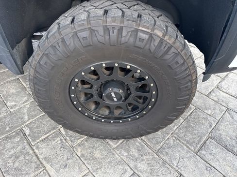 Used 2024 GMC Sierra 2500 Denali w/ Denali Reserve Package image 4