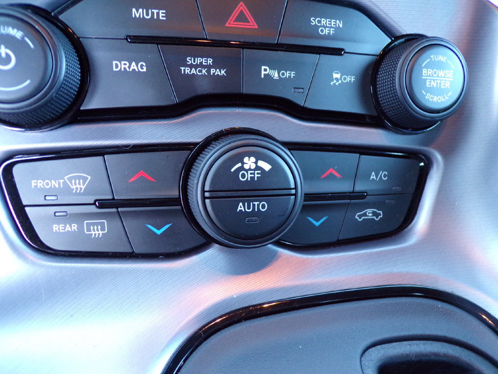 Used 2019 Dodge Challenger R/T Scat Pack w/ 1320 Drag Pack RWD image 21