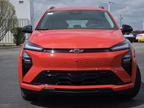 New 2027 Chevrolet Bolt RS w/ Technology Package FWD image 16