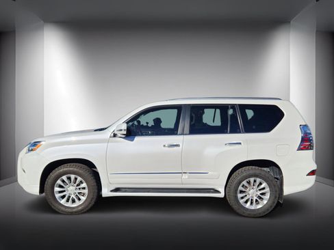 Used 2019 Lexus GX 460 Premium image 2