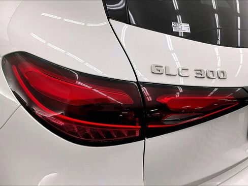Used 2026 Mercedes-Benz GLC 300 image 26